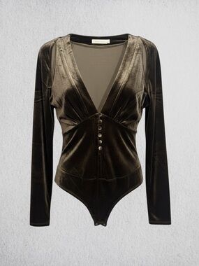 2/30$ Maker of Dreams Luxe Velvet Bodysuit